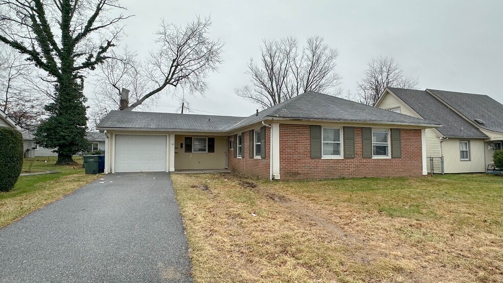 Primary Photo - 32 Mullshire Ln