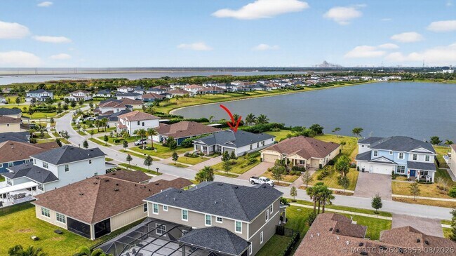 Building Photo - 799 Hookline Cir