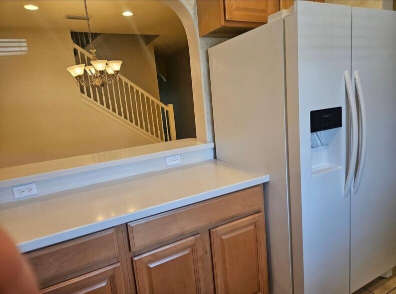 Building Photo - 13050 Tigers Eye Dr