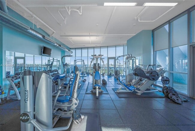 Building Photo - 888 Biscayne Blvd