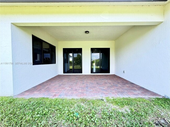 Building Photo - 5028 Gambero Wy