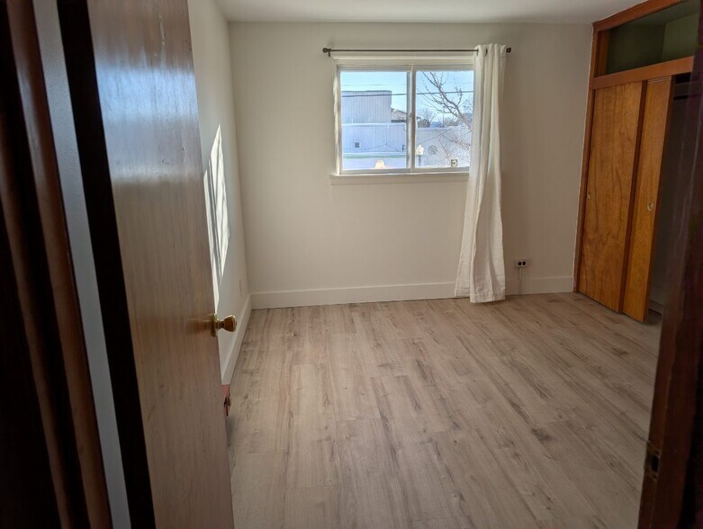 Building Photo - 132 S Michigan Ave