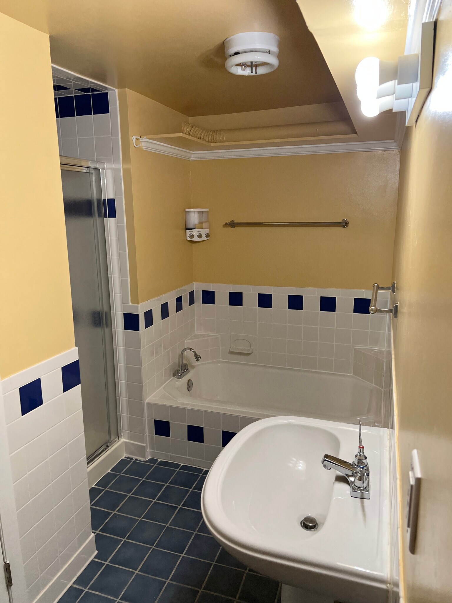 Bathroom - 1343 Monroe St NW