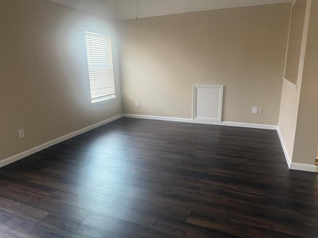 Building Photo - 2844 Cascade Cove Dr