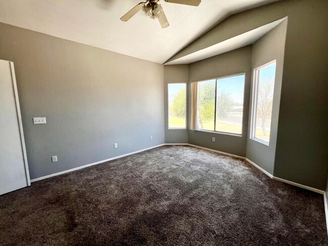 Building Photo - 1631 N Garrett Dr