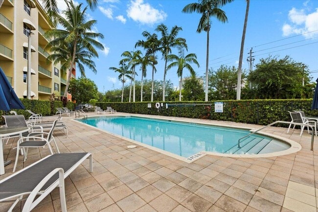 Building Photo - 1620 Presidential Way