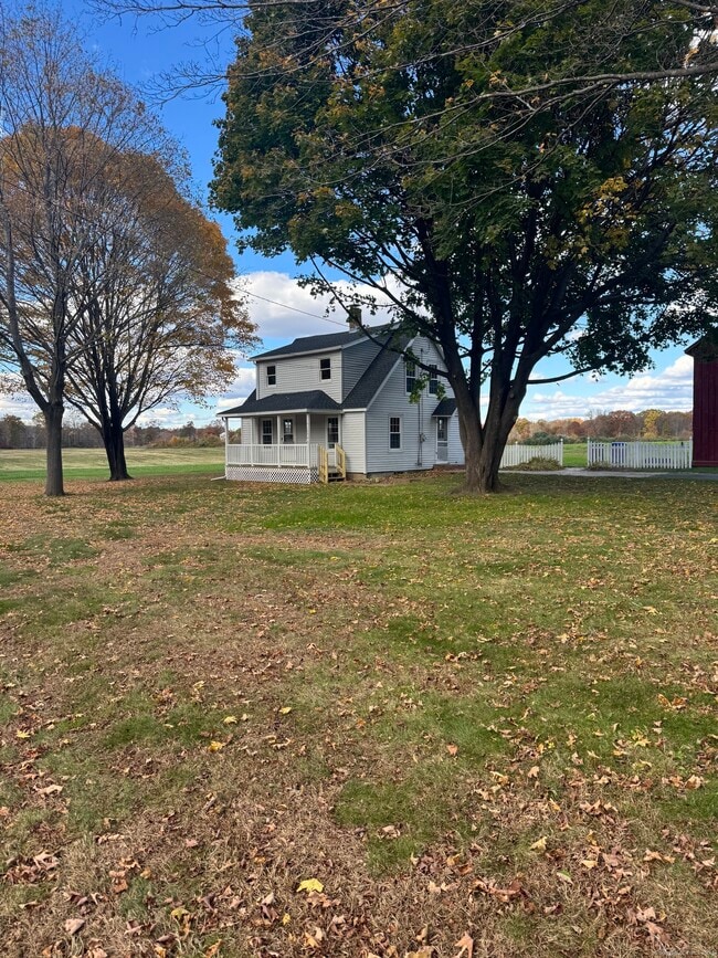 Building Photo - 1896 Spruce St