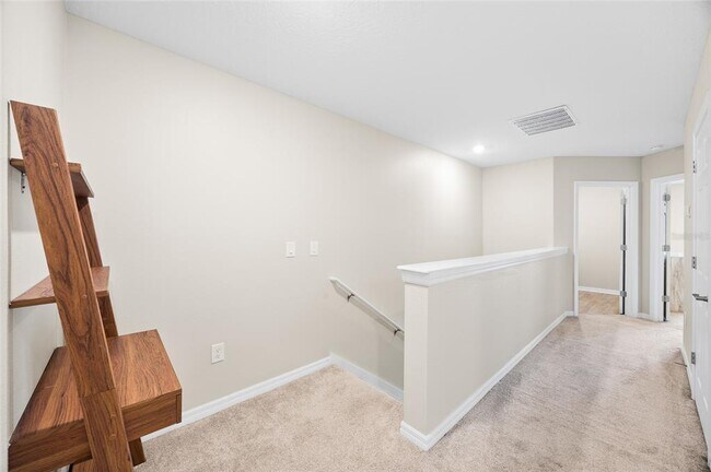 Building Photo - 5504 Tripoli Dr