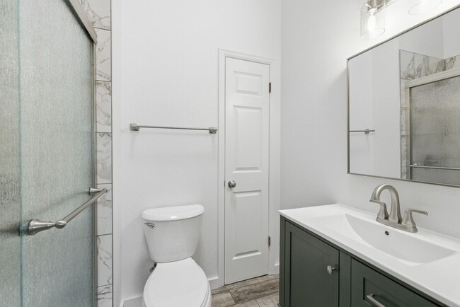 Building Photo - Newly Updated Throughout 2-Bed, 2.5-Bath Condo in Great Fort Collins Location!