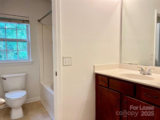 Building Photo - 3210 Summerfield Ridge Ln