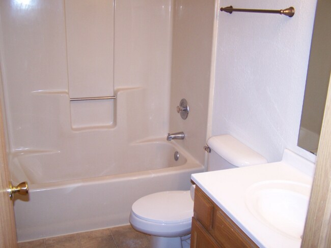 Building Photo - 3969 Eagle Dr
