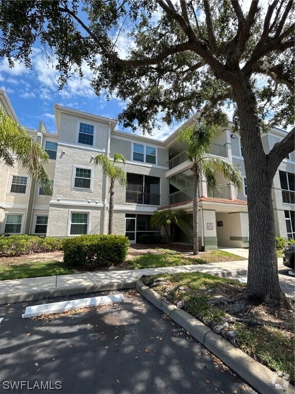 Building Photo - 23580 Walden Center Dr