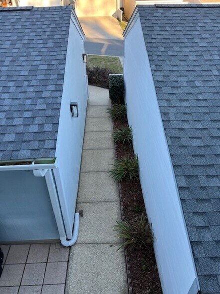 Building Photo - 2840 Blairstone Ct