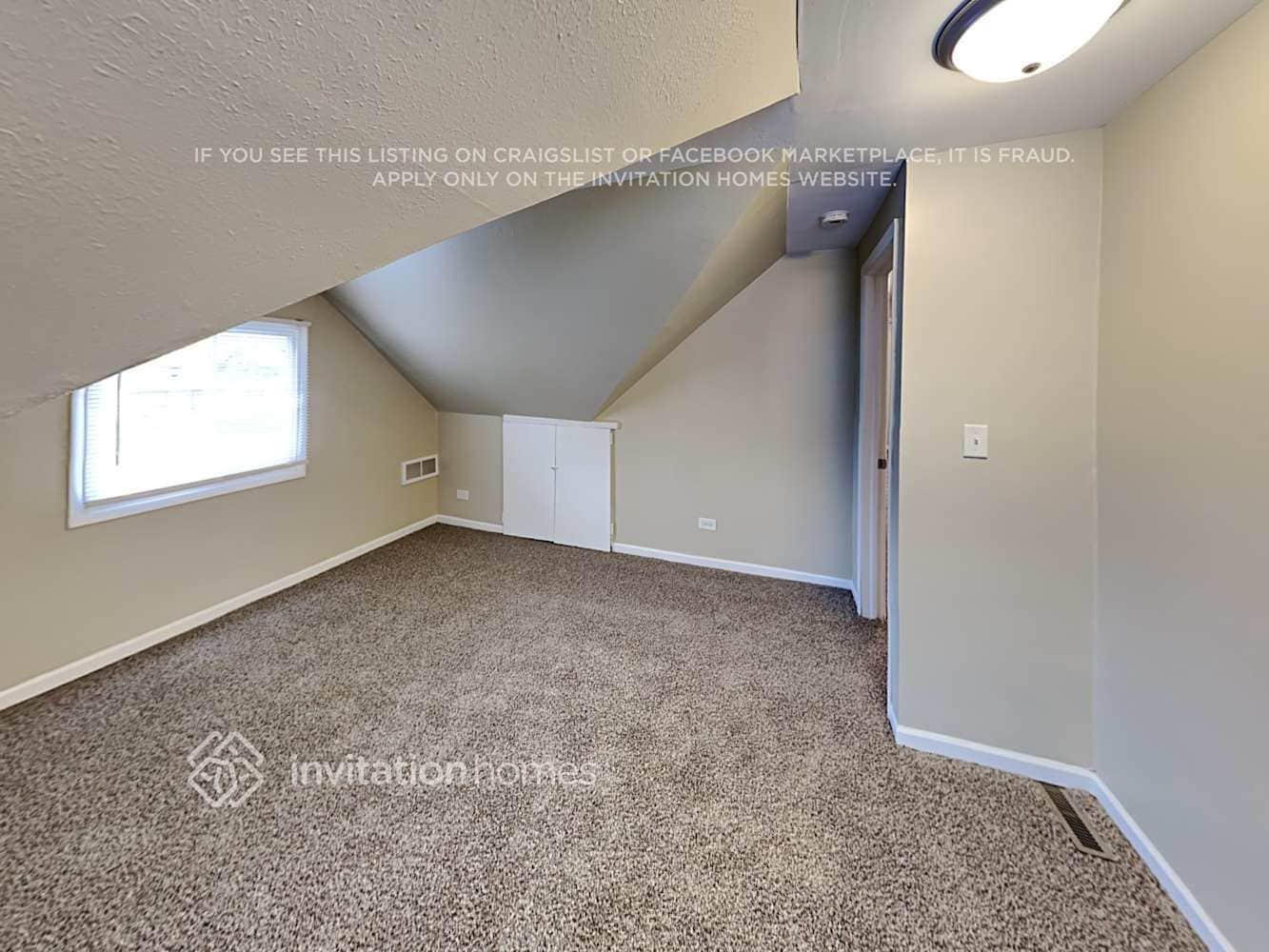 Building Photo - 715 E Le Moyne Ave