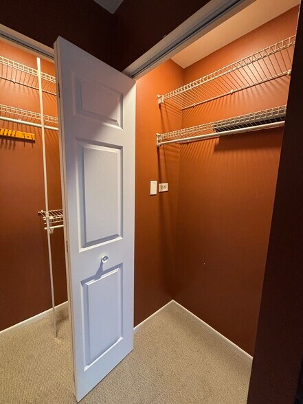 Building Photo - 2632 Pirates Cv