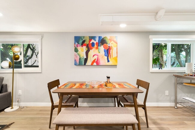 Building Photo - 4042 1st Ave NE