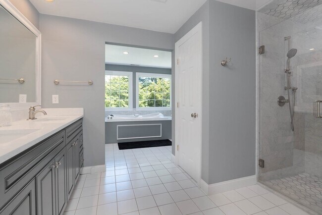 Building Photo - 4 Elliston Rd