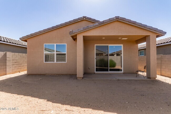 Building Photo - 3022 Hayden Rose Ave