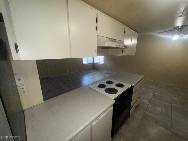 Building Photo - 1497 Dorothy Ave