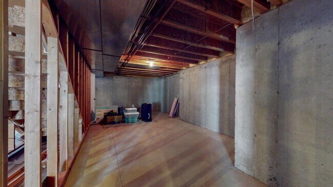 Building Photo - 2393 W 46th St