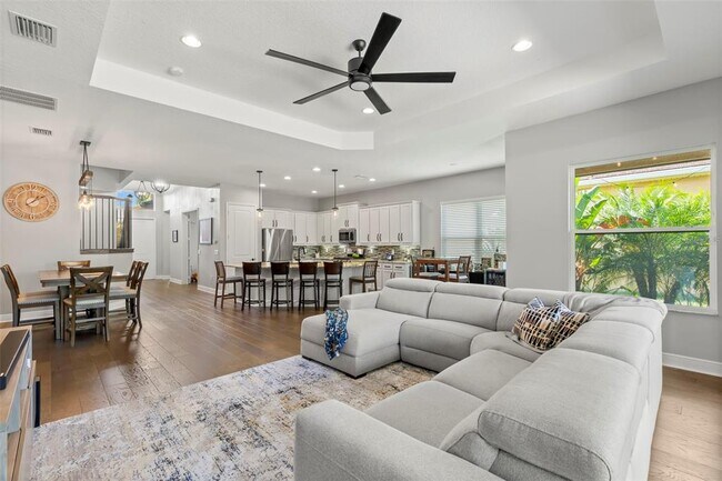 Building Photo - 31275 Spruceberry Ct