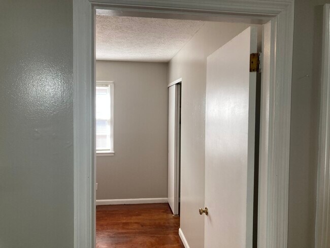 Building Photo - 2208 Winterberry Dr