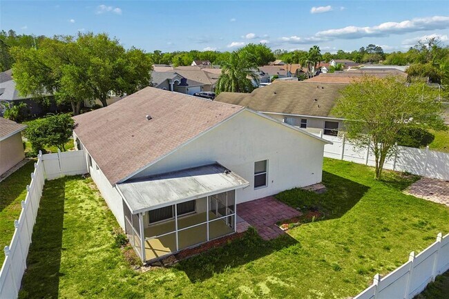 Building Photo - 7904 Floradora Dr