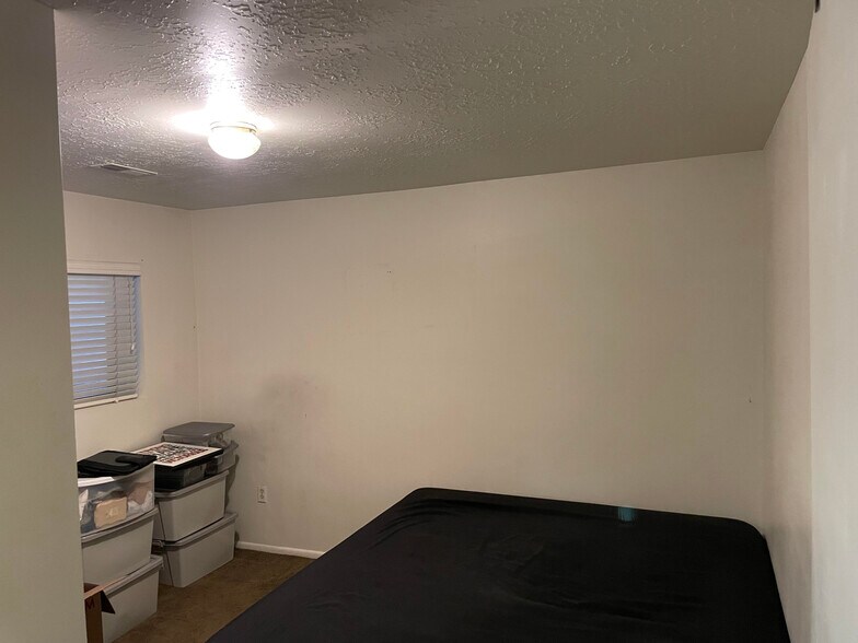 3rd Bedroom (downstairs) - 1351 S Main St