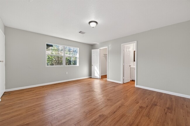 Building Photo - 6127 Beldart St