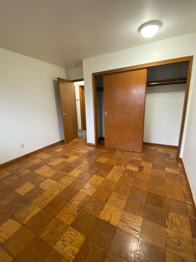 Building Photo - 8919 Travis Dr