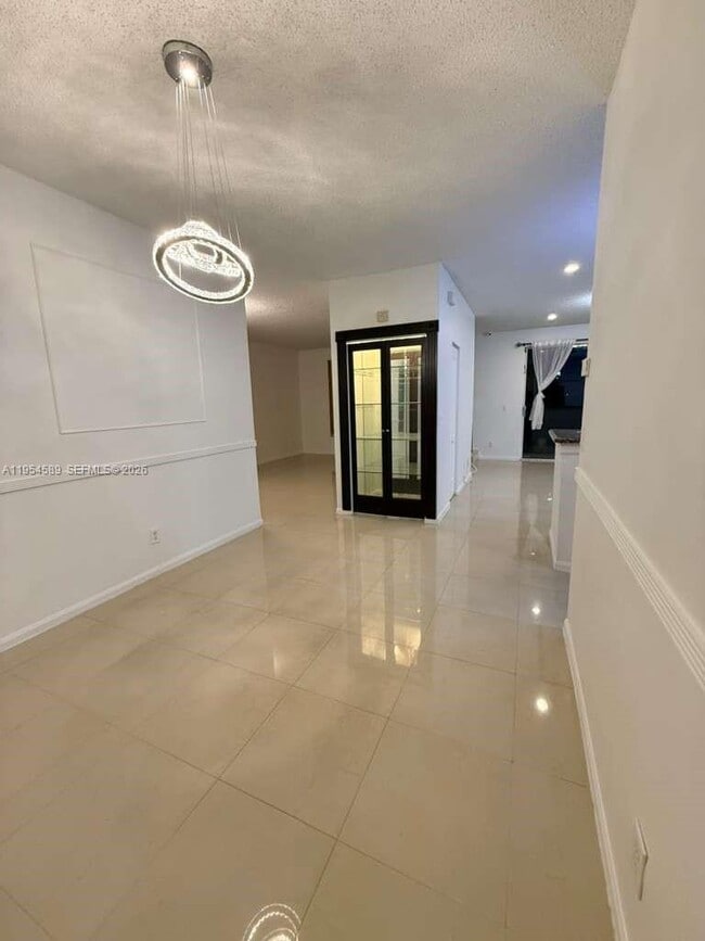 Building Photo - 2358 SW 177th Ave