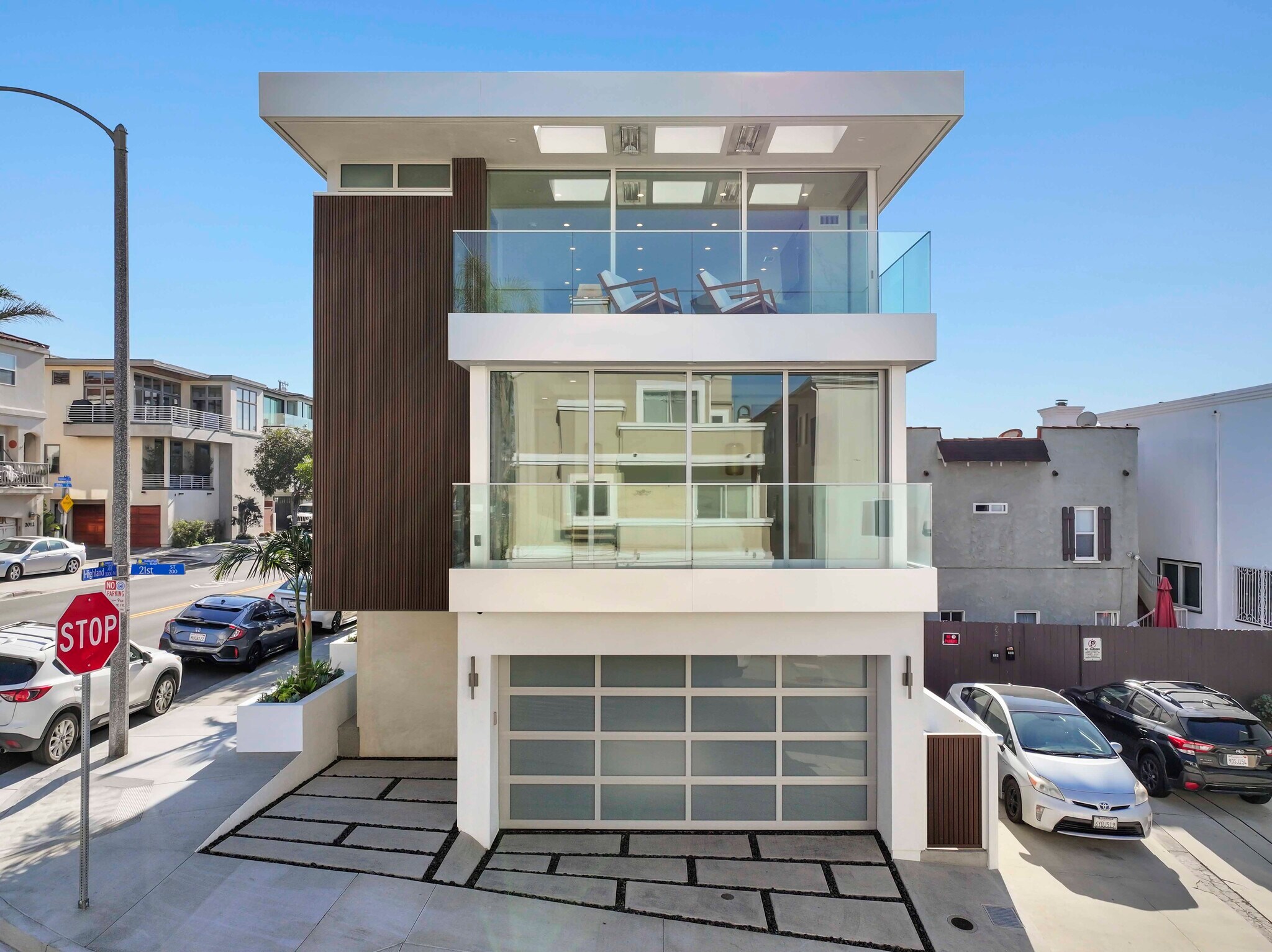 Building Photo - 2019 Highland Ave