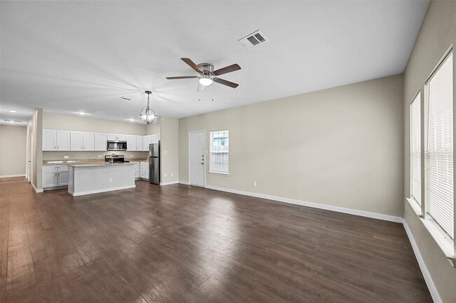 Building Photo - 4615 Cherbourg St
