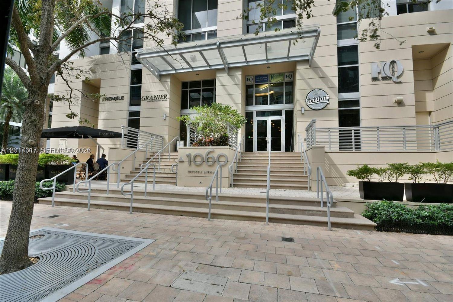 Building Photo - 1050 Brickell Ave