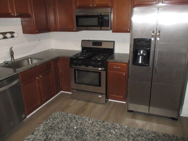 Building Photo - 41094 Southwind Dr