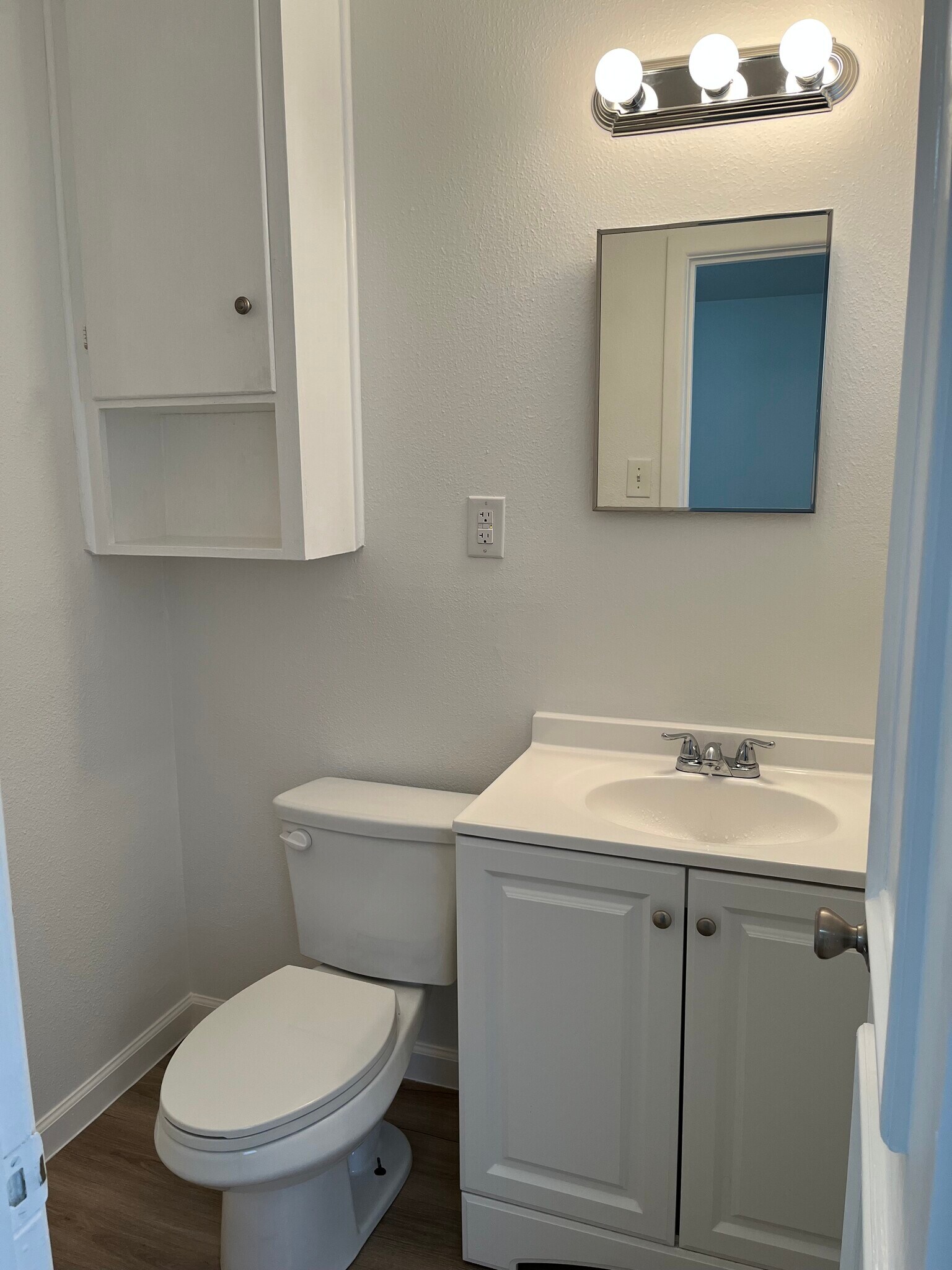 Bedroom 3 has half bath - 9216 Freeport Dr