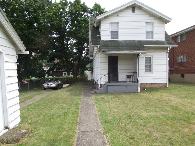 Building Photo - 241 Boden Ave