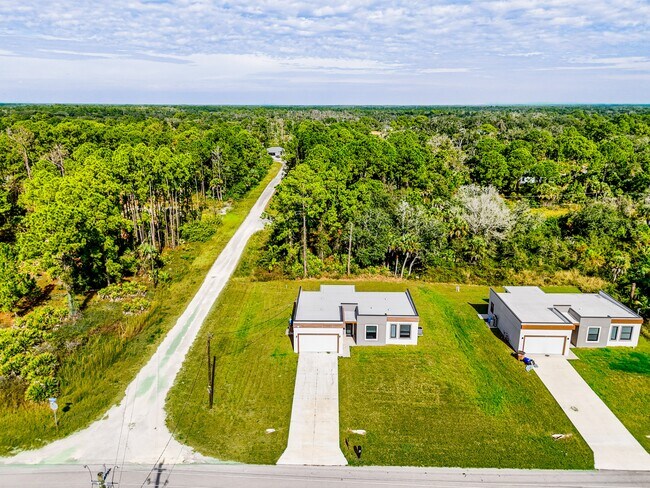 Building Photo - 674 Windermere Dr