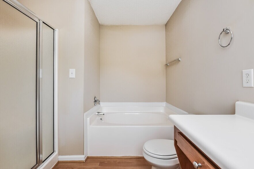 Building Photo - 7004 Paint Rock Ln