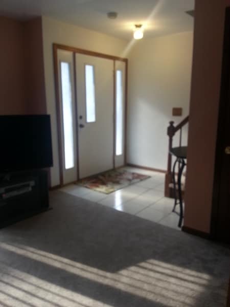 Building Photo - 422 Iroquois Ct