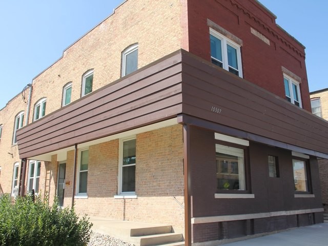 Building Photo - 10307 Main Street