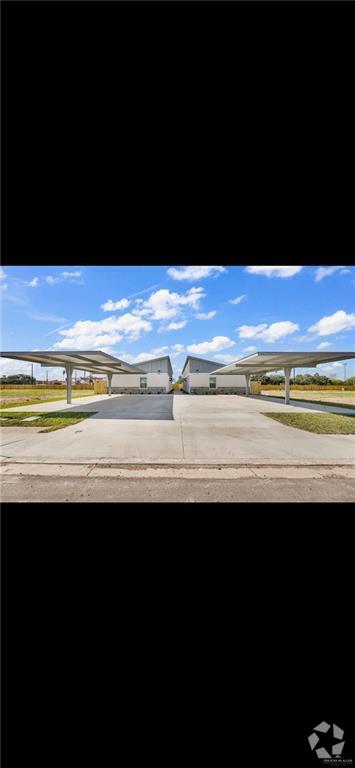 Building Photo - 1623 Playa Dr