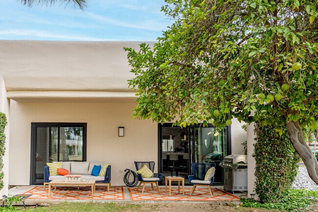 Building Photo - 67499 Toltec Ct