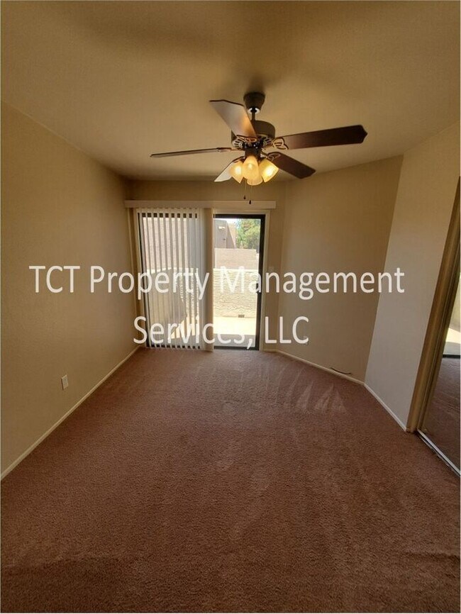 Building Photo - Great Condo in Great Location!