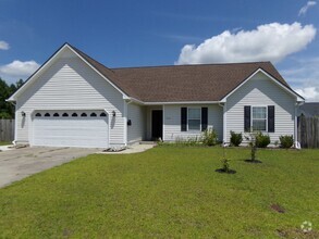 Building Photo - Charming Home in Havelock