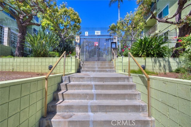 Building Photo - 1301 S Atlantic Blvd