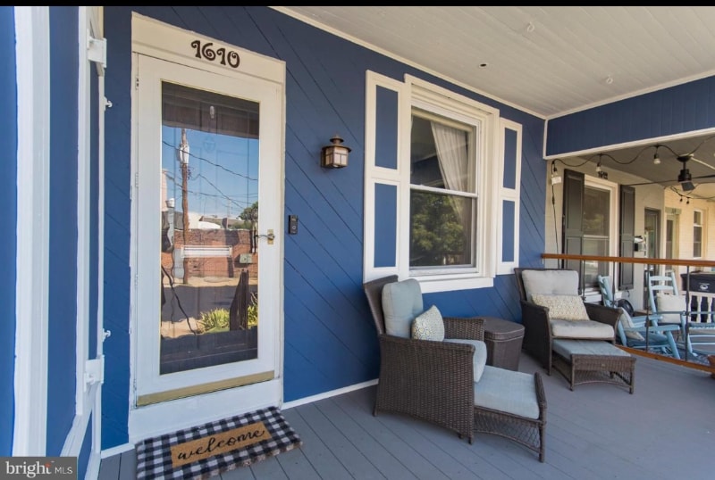 Building Photo - 1610 W 16th St