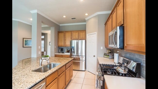 Building Photo - 24023 Northshire Ln