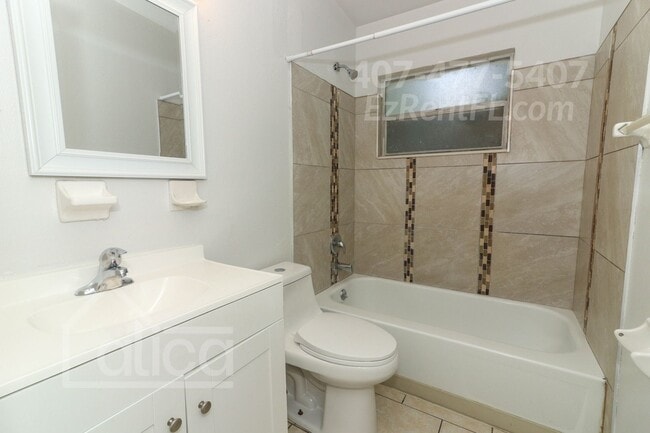 Building Photo - Completely Remodeled 3/1 in Orlando with C...