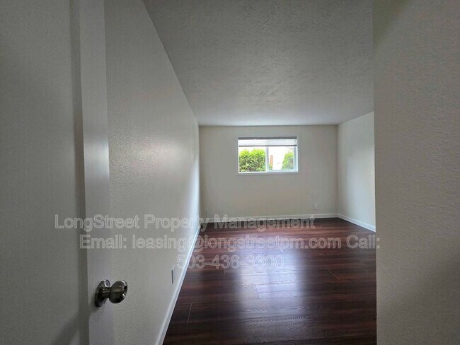 Building Photo - 2018 Nut Tree Dr NW